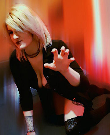 GEILE SEX WEIBER BESORGEN ES DIR HIER IM STUDIO AUF WWW.SEXSTERN.AT