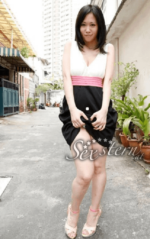 JUNGE HÜBSCHE ASIA SEXWORKERINNEN AUF WWW.SEXSTERN.AT