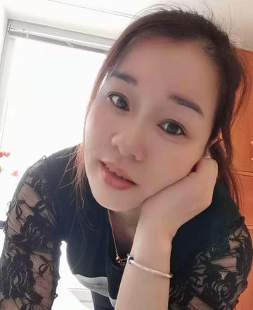 LINLIN BEI WWW.6STERN.AT